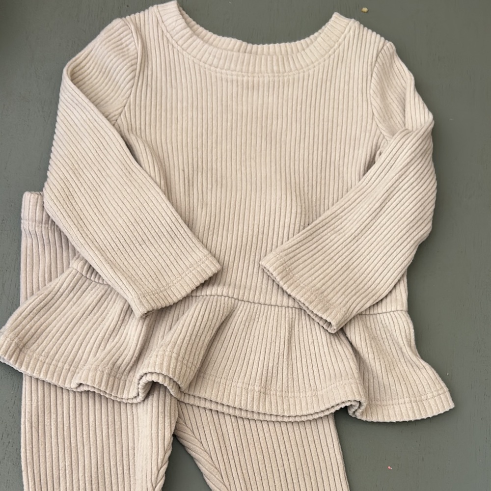 3/$20 Cat & Jack ribbed set